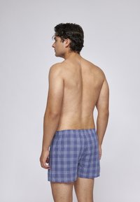 Thumbnail Image 3