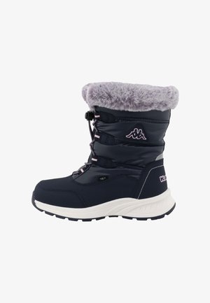Bota de invierno impermeable de color navy con cuello de piel sintética, cierre de cordones, suela de goma duradera y detalles en rosa. Diseño acolchado y aislante para mayor calidez.
