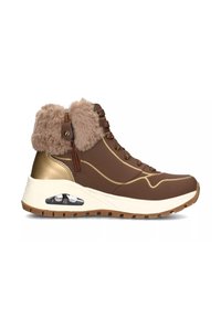 Zapatillas altas marrones con un cuello de pelo sintético, acentos dorados, suela de goma texturizada y detalle de cremallera lateral; diseñadas para comodidad y estilo.