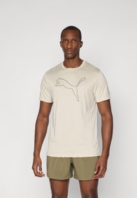 Puma - TAD ESSENTIAL HEATHER CAT CF LARGE  - Sportiniai marškinėliai trumpomis rankovėmis - desert dust heather Miniatiūros vaizdas 1