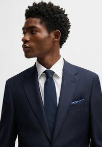 BOSS Einstecktuch - dark blue four