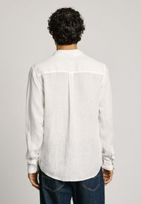 Thumbnail Image 3