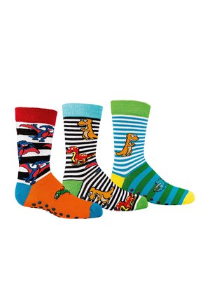 Drei bunte Kindersocken mit Dinosaurier-Designs und gestreiften Mustern in Rot, Orange, Schwarz, Blau, Grün und Gelb.