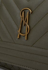 Steve Madden BCALA - Bandolera - olive