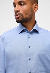 Eterna TWILLHEMD - COMFORT FIT - Hemd - blau