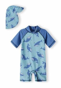 Combinaison de plongée à manches courtes, de couleur bleu clair, ornée d'un motif de baleines, avec un col rond et des coutures contrastées de couleur bleu foncé ; comprend un bonnet assorti.