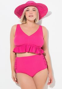 Ulla Popken STRUCTURE RUCHÉ BONNETS SOUPLES BRETELLES RÉGLABLES SET - Bikini - pink