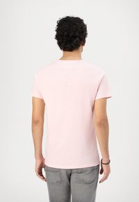 Tommy Jeans SLIM TEE - T-shirt - bas - precious pink