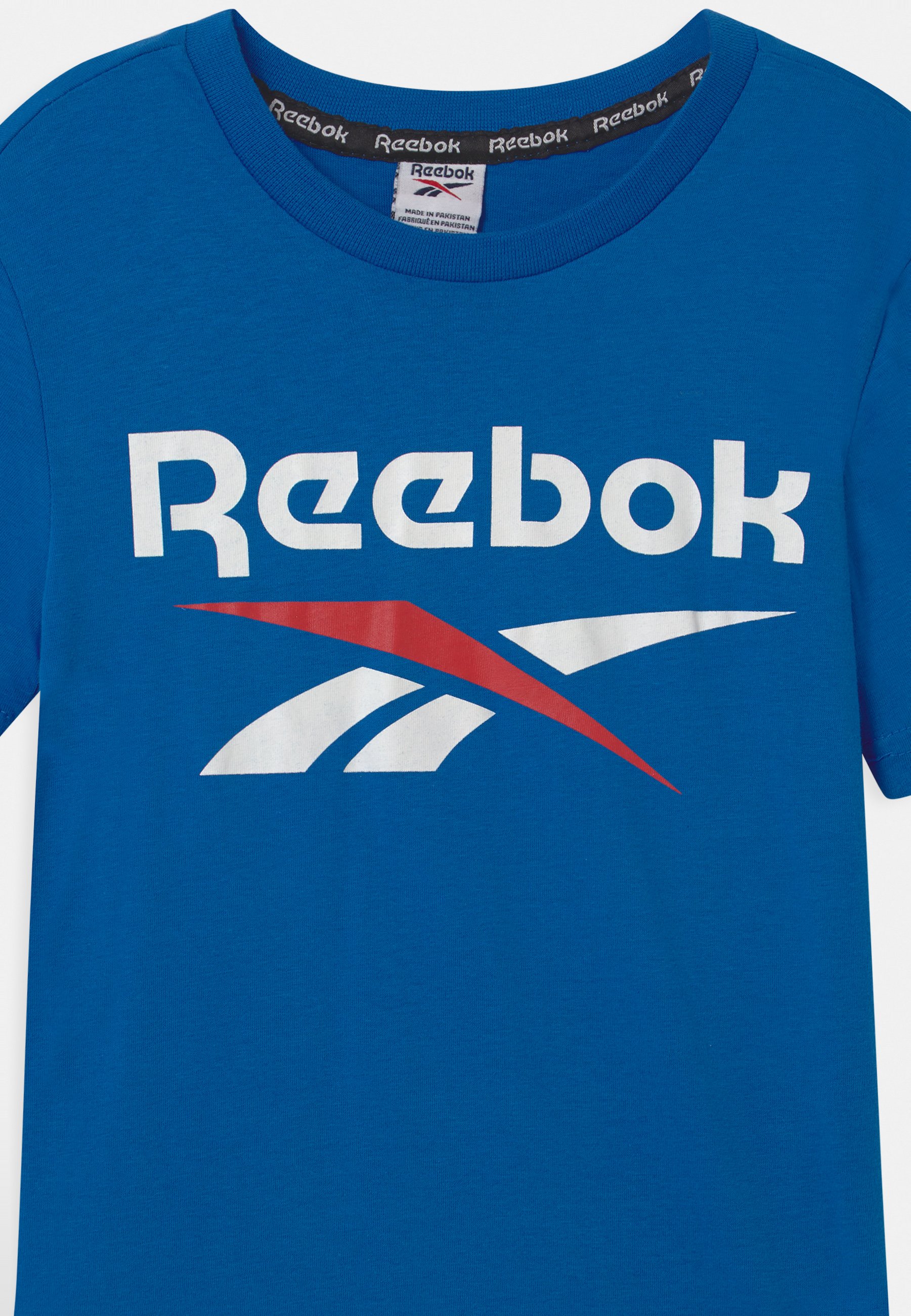 royal blue reebok shirt