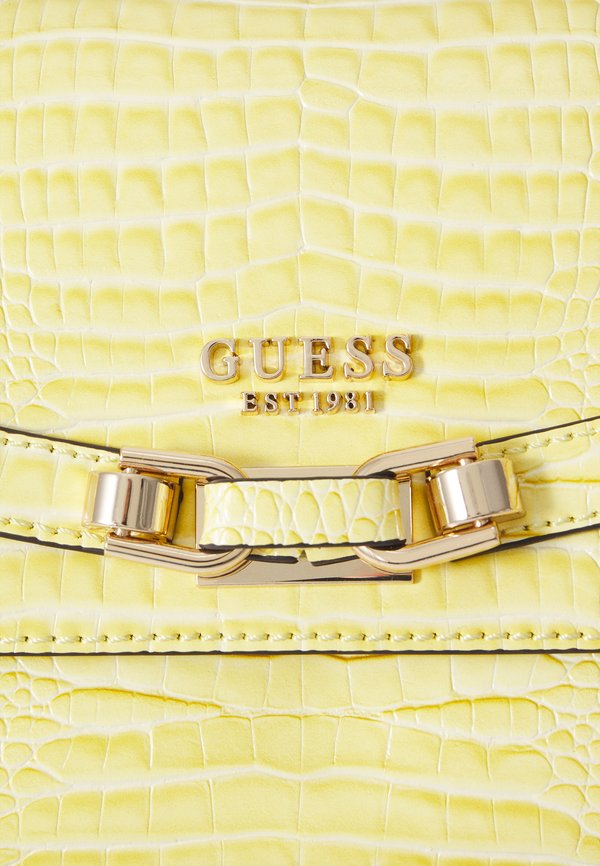 SILVYE XBODY FLAP - Cross body bag - daisy2