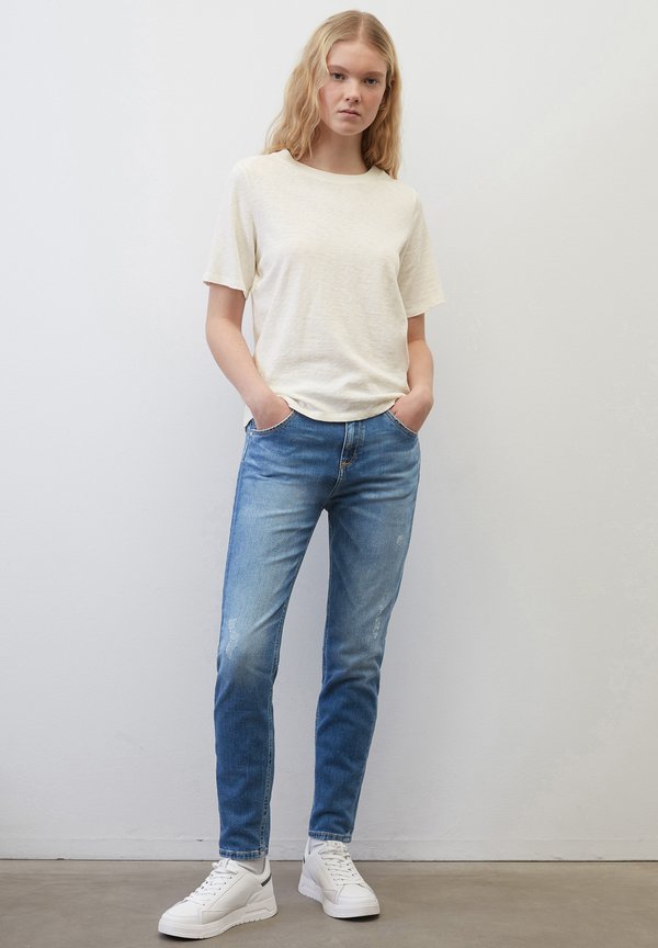 AUS SOFTER - Basic T-shirt3