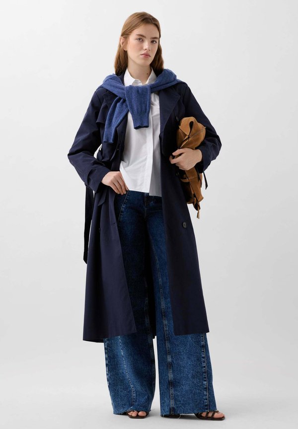 REMOVABLE - Trenchcoat