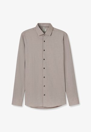 Langärmliges, hellbraunes Hemd mit strukturiertem Muster, Button-Down-Kragen und dunklen Knöpfen entlang der Vorderseite. Der Saum ist leicht abgerundet.