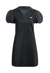 Czarna sukienka z dekoltem w serek, krótkimi bufkowatymi rękawami i teksturowanym materiałem. Na lewej piersi znajduje się małe białe logo.