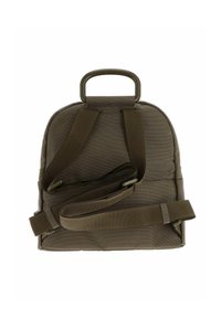 Zaino in tessuto marrone con spalline regolabili e un manico in plastica marrone scuro nella parte superiore, mostrato dal retro su uno sfondo bianco.