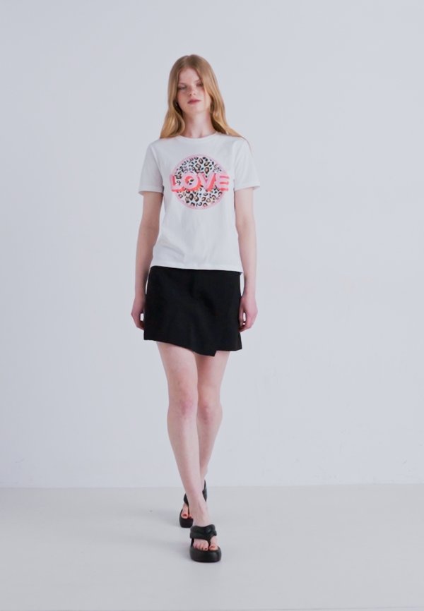 ONLARIYA LIFE LOVE BOX - Print T-shirt3