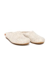 Graue Hausschuhe aus einem weichen Material, mit geschlossenem Fersenbereich und hellfarbiger Sohle. Einfaches Design mit minimalen Akzenten. Geeignet für den Innenbereich.