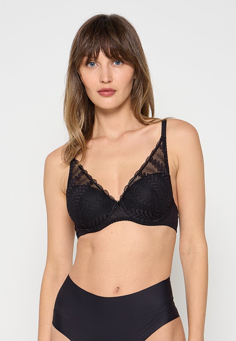 Lascana T-shirt BH zwart Lascana T-shirt BH zwart
