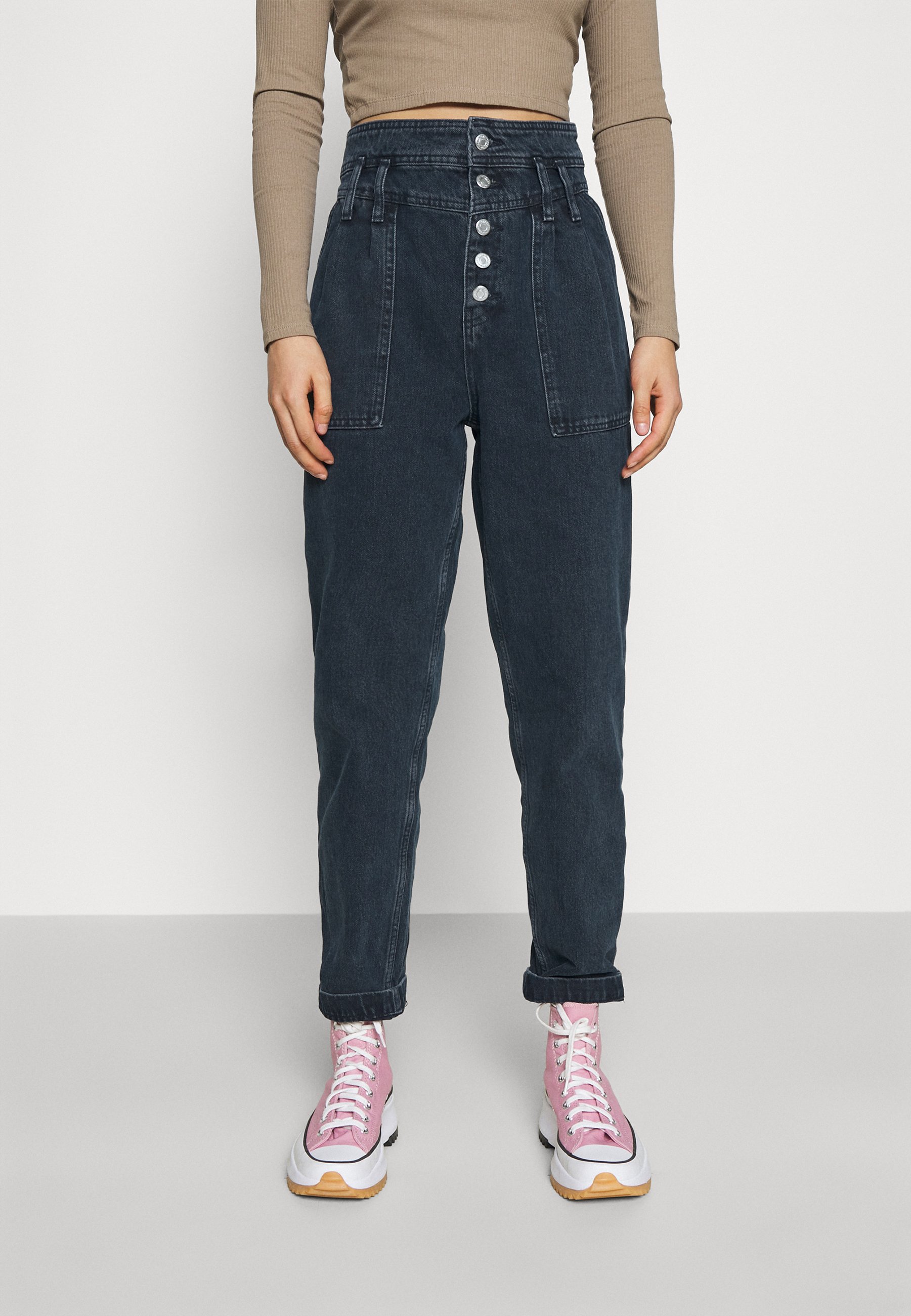 Topshop SANDRA - Relaxed fit jeans 