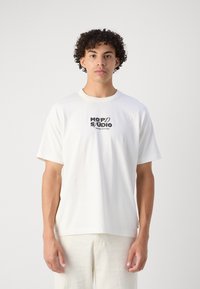 Marc O'Polo DENIM GRAPHIC OVERZIDED FIT - Apdrukāts T-krekls - offwhite