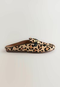 Next Slip-on sandaler - leopard