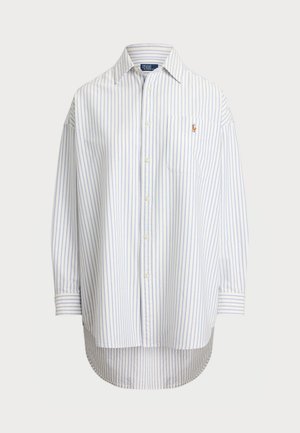 Stripet knappskjorte i lys blått og hvitt, med en brystlomme og en liten logo. Laget av glatt stoff med en avslappet passform.