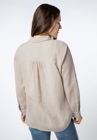 Sublevel Hemdbluse - light beige
