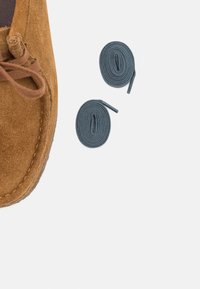 Thumbnail Image 9