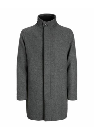 Szary płaszcz z mieszanki wełny z wysokim kołnierzem, zapięciem na guziki z przodu, bocznymi kieszeniami i prostym krojem. Posiada teksturę w jodełkę.
