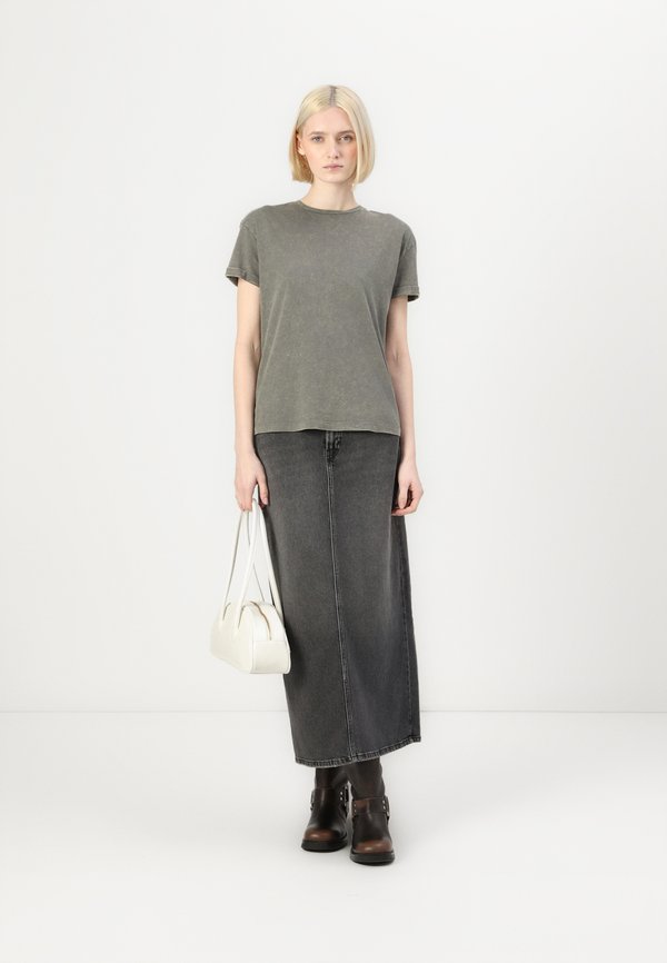 NMBRANDY - Basic T-shirt - charcoal gray4