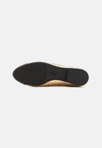MICHAEL Michael Kors REBECCA BALLET - Ballerine - pale gold