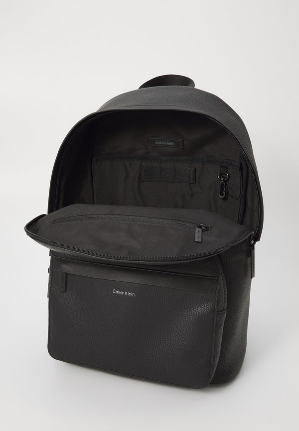 MUST ROUND BACKPACK - Rucksack2