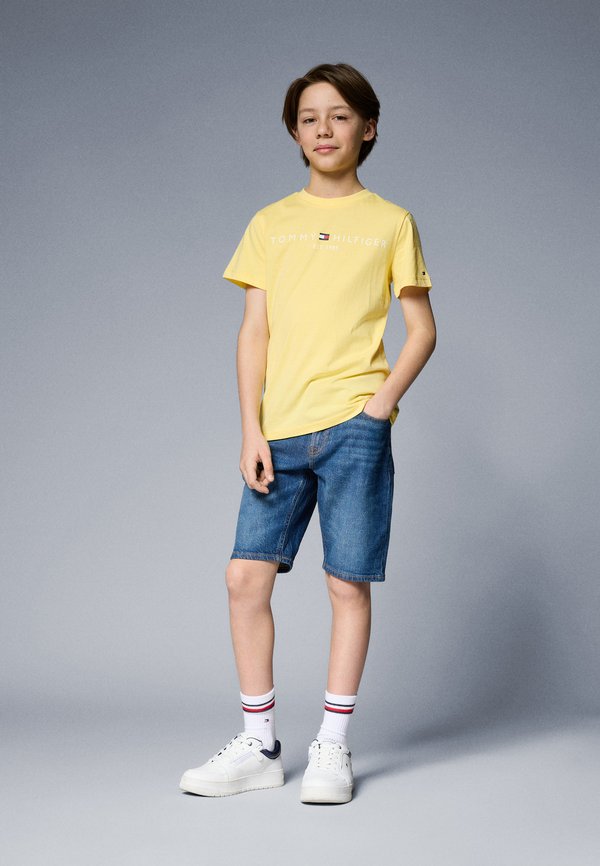 EXCLUSIVE ESSENTIAL TEE UNISEX - Print T-shirt - citronella2