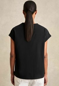 Reiss REGULAR FIT - TOMMIE BRUSHED- CREW-NECK  - Basic póló - black