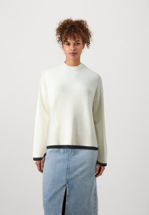 CONTRAST - Jumper - gardenia