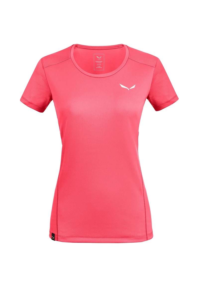 Lysrosa kortärmad träningsskjorta med rund halsringning, liten vit logotyp på vänster bröst och svart etikett nära fållen.
