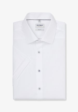 Camicia bianca a maniche corte con bottoni, piegata, con colletto aperto ed etichetta "Olymp Level Five Body Fit" all'interno del colletto.