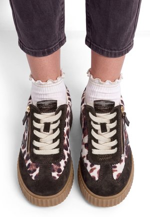 Tamaris, SNEAKER - Trainers - cow