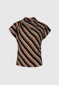 Haut à manches courtes en marron, noir et blanc avec des rayures diagonales, doté d'un col drapé et d'un tissu doux et lisse.
