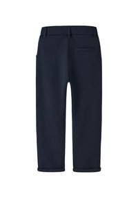 Mornarsko modri hlače z gladko teksturo, ki imajo klasičen naravnost kroj, zanke za pas in eno zadnjo žep.