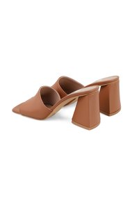 Desa Muiltjes met hak - brown