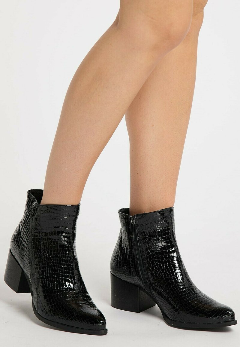 Damen Ankle Boots | faina Stiefelette schwarz reptil/schwarz - VS24459 Damen Ankle Boots | faina Stiefelette schwarz reptil/schwarz - VS24459