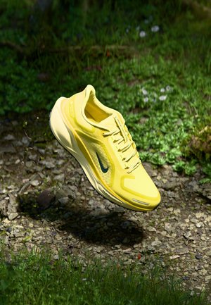 PEGASUS 41 GORE-TEX - Chaussures de running - light zitron/seaweed/bright citron/citron tint/sonic yellow/barely volt
