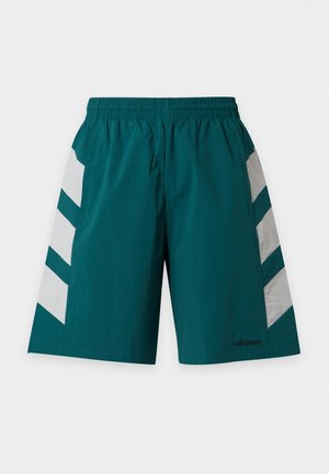 adidas Originals, Къси панталони - rich green