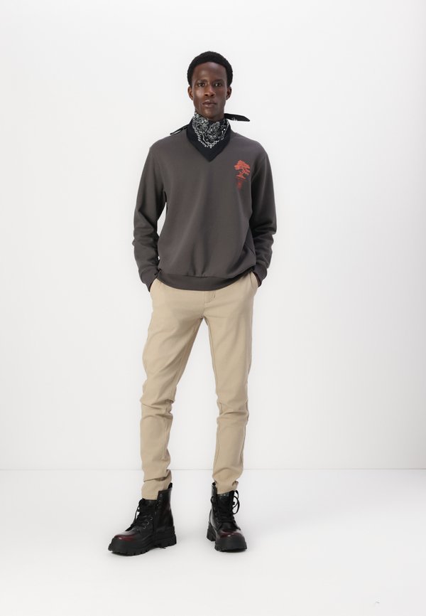 ONSNICKY PETE SLIM PANT - Chinos - chinchilla2