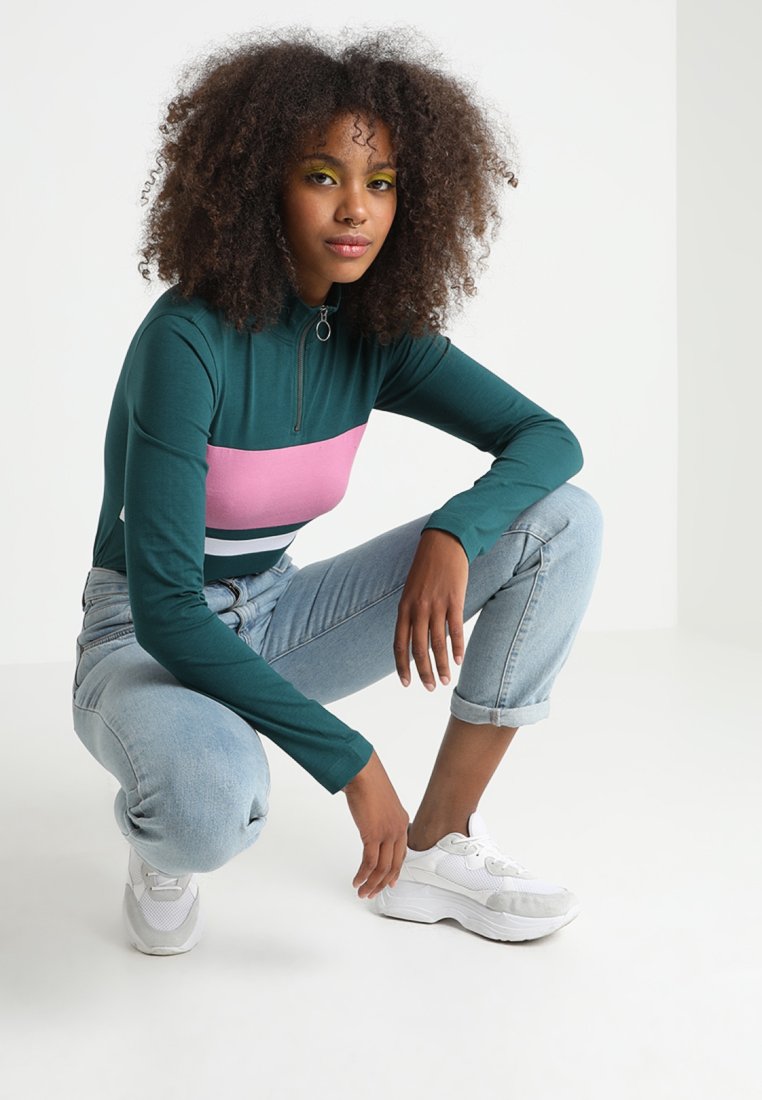 Women Long sleeved top Women Long sleeved top