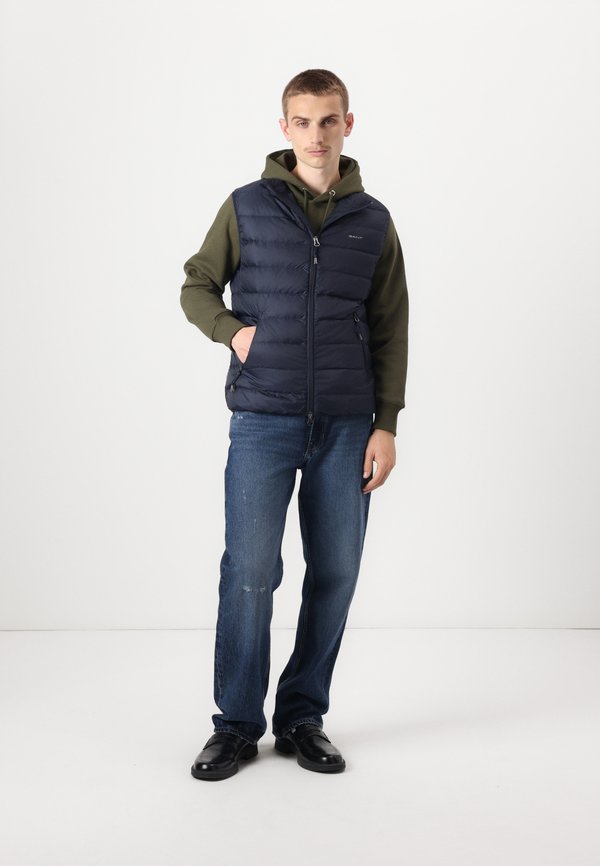 LIGHT VEST - Down jacket3