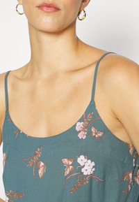Vero Moda Tall VMEASY SINGLET - Top - north atlantic
