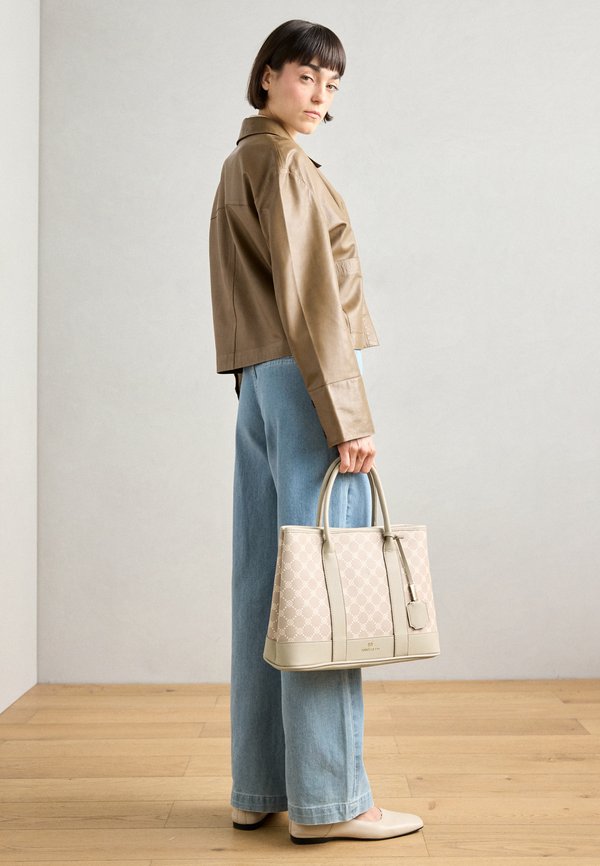 Handbag - braun/beige4