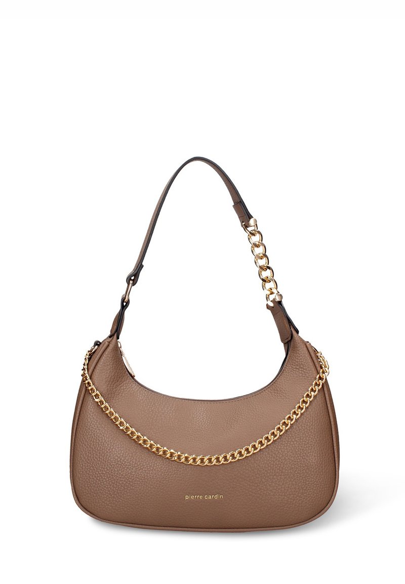 Bruine leren schoudertas met een gestructureerde afwerking, voorzien van een gouden kettingaccent en een enkele band, gemarkeerd met "pierre cardin".